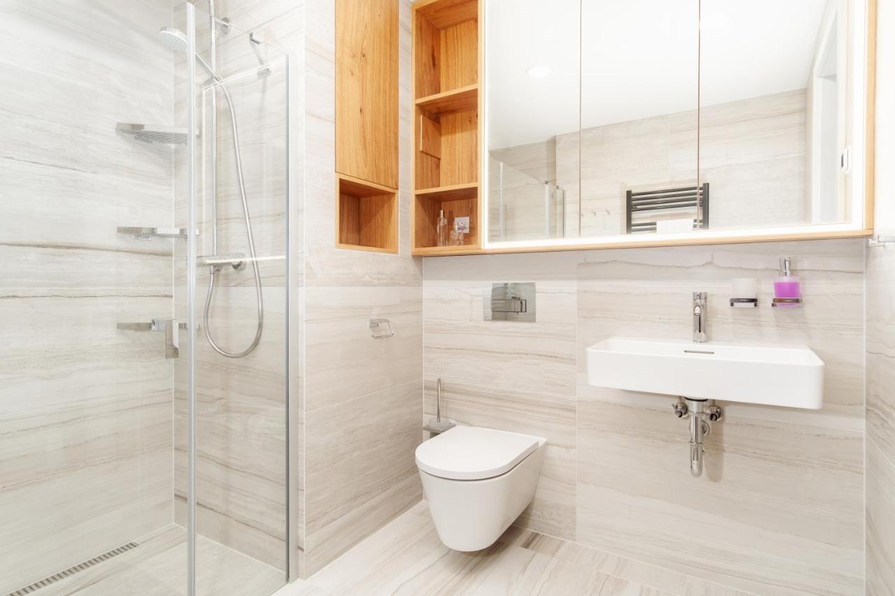 Prague Days - Premium Apartments - Balcony المظهر الخارجي الصورة