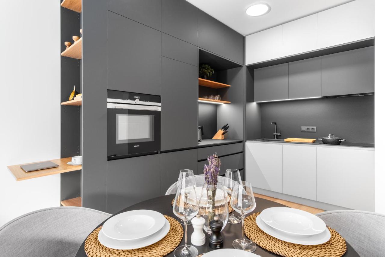 Prague Days - Premium Apartments - Balcony المظهر الخارجي الصورة