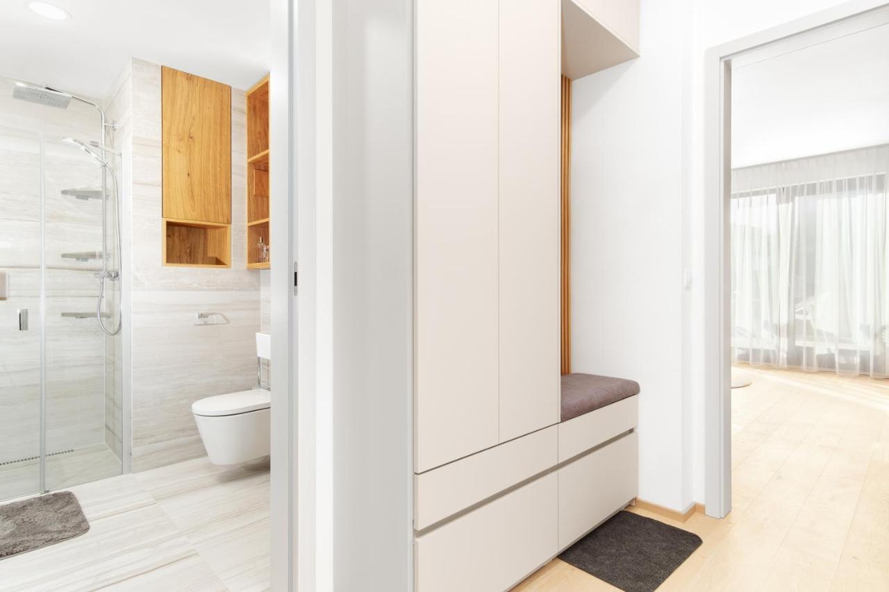 Prague Days - Premium Apartments - Balcony المظهر الخارجي الصورة